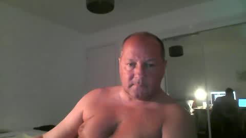 Snapshot of spidey1051a chatting on 05/21/26, 11:17 spidey1051a online show from 05/21/26, 11:17