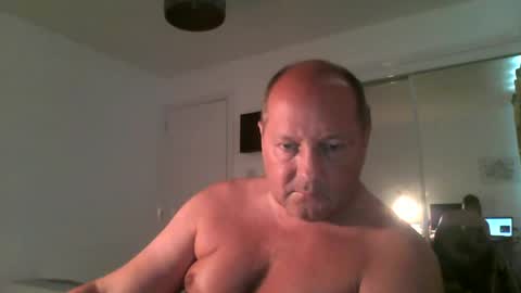 Snapshot of spidey1051a chatting on 06/12/26, 10:47 spidey1051a online show from 06/12/26, 10:47
