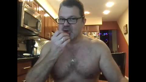 Snapshot of spike69old chatting on 12/09/24, 08:33 spike69old online show from 12/09/24, 08:33