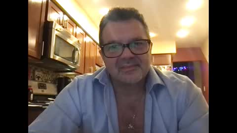 Snapshot of spike69old chatting on 12/29/24, 08:26 spike69old online show from 12/29/24, 08:26