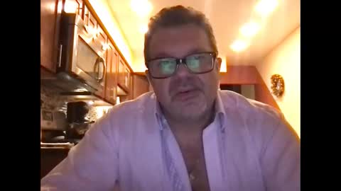 Snapshot of spike69old chatting on 01/10/25, 10:57 spike69old online show from 01/10/25, 10:57