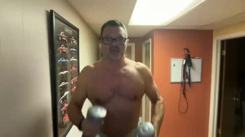 Snapshot of spike69old chatting on 02/11/26, 11:21 spike69old online show from 02/11/26, 11:21