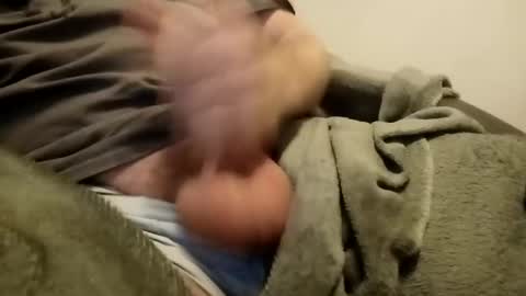 Snapshot of spikyandy chatting on 02/10/25, 01:03 spikyandy online show from 02/10/25, 01:03