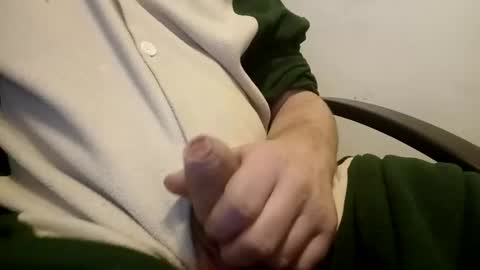 Snapshot of spikyandy chatting on 02/21/25, 11:43 spikyandy online show from 02/21/25, 11:43