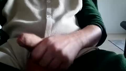 Snapshot of spikyandy chatting on 10/25/25, 06:10 spikyandy online show from 10/25/25, 06:10