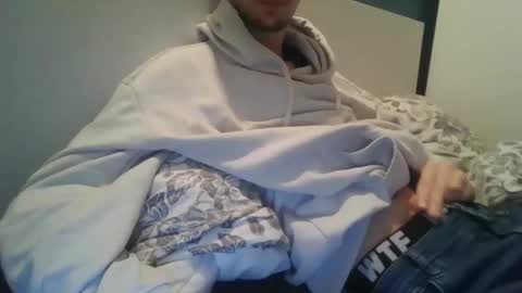 Snapshot of spirarmage chatting on 12/18/25, 05:08 spirarmage online show from 12/18/25, 05:08