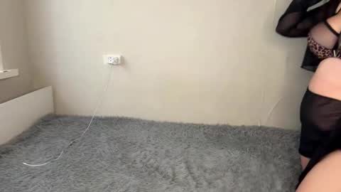 Snapshot of spiritcouple chatting on 10/04/25, 12:03 Silena and Petr online show from 10/04/25, 12:03