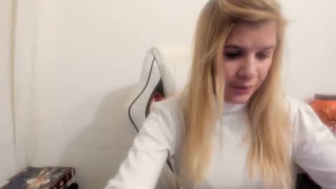 FREE ONLY FANSy online show from 01/14/25, 07:43