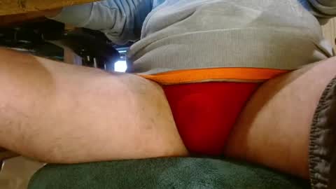 Snapshot of splash_w chatting on 09/24/25, 02:31 Splash Man online show from 09/24/25, 02:31