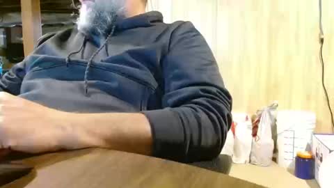 Snapshot of splash_w chatting on 10/13/25, 02:17 Splash Man online show from 10/13/25, 02:17