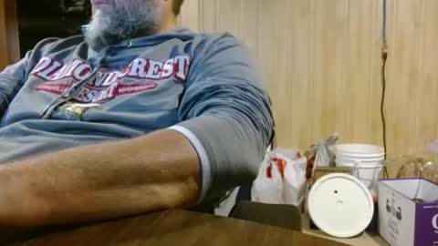 Snapshot of splash_w chatting on 10/30/25, 02:07 Splash Man online show from 10/30/25, 02:07