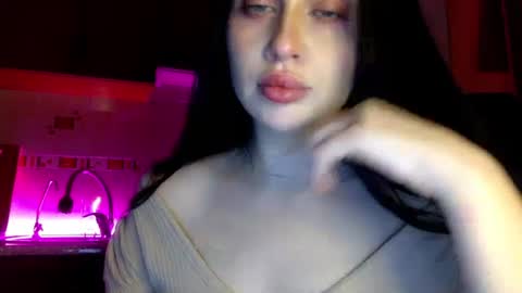 spoil9evangeline online show from 03/11/25, 05:46