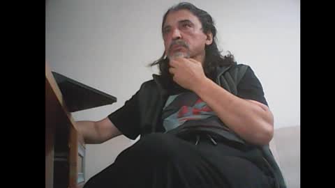 Snapshot of spoiled48 chatting on 10/13/25, 06:08 Spoiled online show from 10/13/25, 06:08