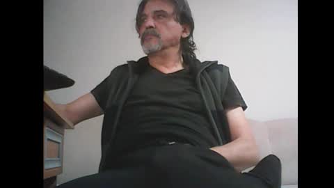 Snapshot of spoiled48 chatting on 12/16/25, 06:35 Spoiled online show from 12/16/25, 06:35