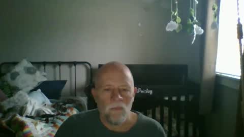 Snapshot of sportfish chatting on 12/28/24, 09:19 sportfish online show from 12/28/24, 09:19