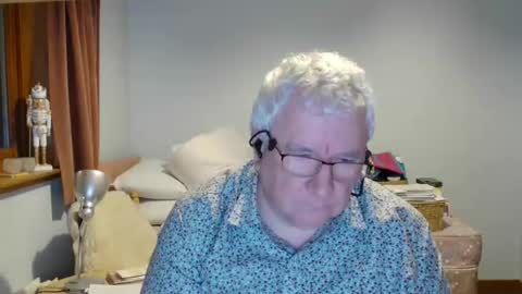 Snapshot of springtine chatting on 06/07/26, 11:08 springtine online show from 06/07/26, 11:08