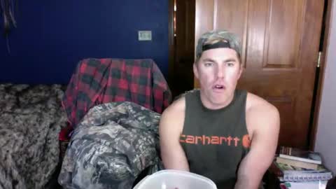 Snapshot of spun_redneck chatting on 01/08/26, 12:13 Spun Redneck online show from 01/08/26, 12:13