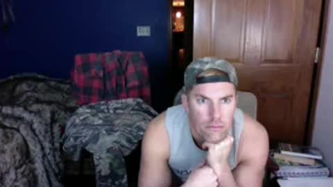 Snapshot of spun_redneck chatting on 01/12/26, 01:05 Spun Redneck online show from 01/12/26, 01:05