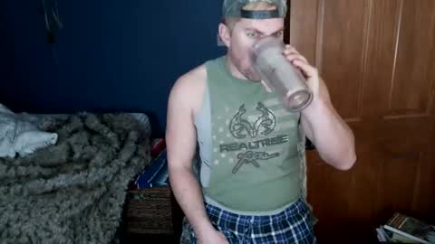 Snapshot of spun_redneck chatting on 02/13/26, 11:06 Spun Redneck online show from 02/13/26, 11:06