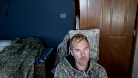 Snapshot of spun_redneck chatting on 03/05/26, 11:01 Spun Redneck online show from 03/05/26, 11:01
