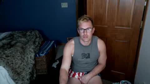 Snapshot of spun_redneck chatting on 03/12/26, 09:26 Spun Redneck online show from 03/12/26, 09:26