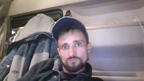 Snapshot of spyco82 chatting on 12/16/25, 06:57 spyco82 online show from 12/16/25, 06:57