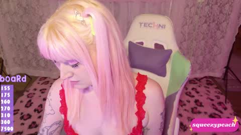 squeezypeach online show from 09/12/25, 02:44