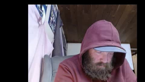 Snapshot of squegly chatting on 11/24/25, 03:28 Bryan online show from 11/24/25, 03:28
