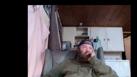 Snapshot of squegly chatting on 11/29/25, 01:03 Bryan online show from 11/29/25, 01:03