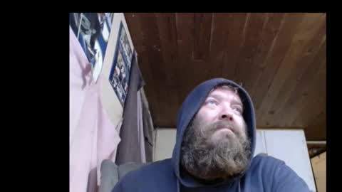 Snapshot of squegly chatting on 12/15/25, 05:01 Bryan online show from 12/15/25, 05:01