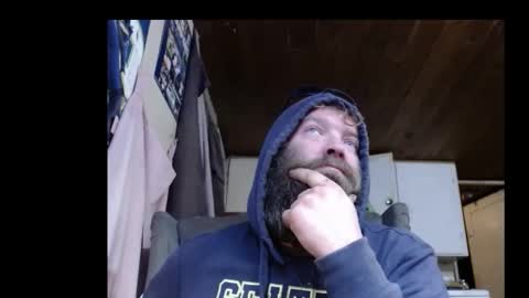 Snapshot of squegly chatting on 12/22/25, 03:58 Bryan online show from 12/22/25, 03:58