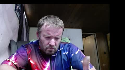 Snapshot of squegly chatting on 05/18/26, 04:57 Bryan online show from 05/18/26, 04:57