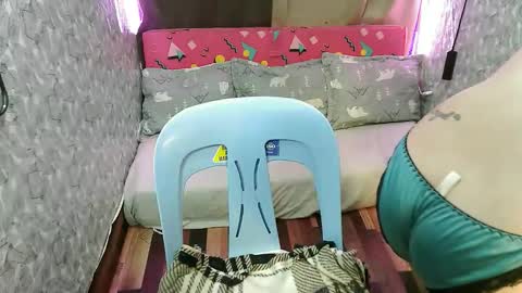 Snapshot of squirt_girlx22 chatting on 10/10/25, 06:51 PLEASURE HERE ANGEL FULL FACE IN PVT online show from 10/10/25, 06:51