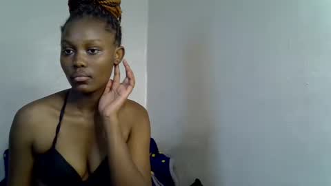 Tashy online show from 09/22/25, 05:04