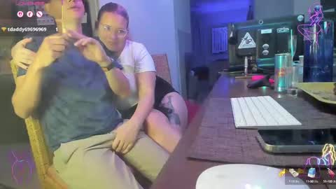 Roxy Day  Mossimo Knight online show from 09/28/25, 04:40