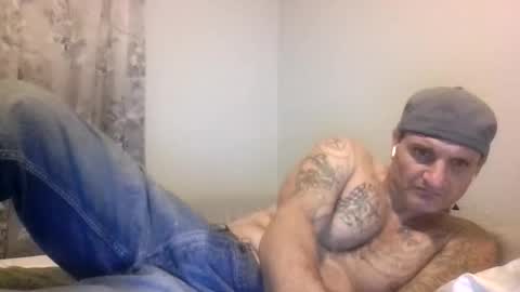 Snapshot of squirtn4mee chatting on 11/11/25, 05:57 Squirtn4mee online show from 11/11/25, 05:57