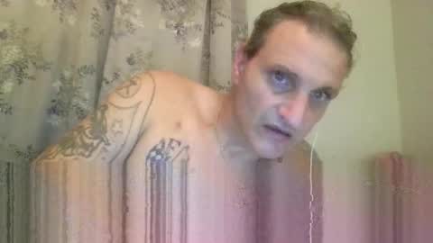 Snapshot of squirtn4mee chatting on 11/15/25, 11:54 Squirtn4mee online show from 11/15/25, 11:54