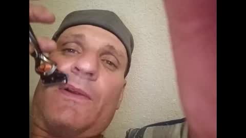 Snapshot of squirtn4mee chatting on 12/01/25, 08:52 Squirtn4mee online show from 12/01/25, 08:52