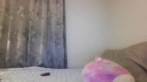 Snapshot of squirtn4mee chatting on 12/18/25, 04:18 Squirtn4mee online show from 12/18/25, 04:18