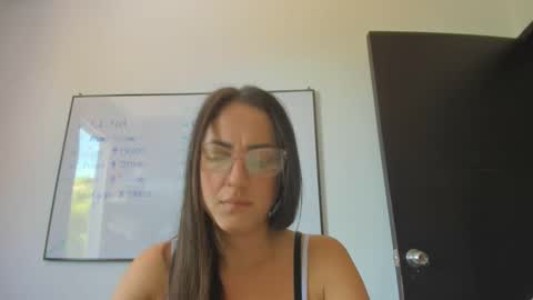 Tati online show from 09/20/25, 03:46