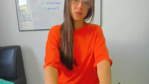 Tati online show from 11/02/25, 02:08