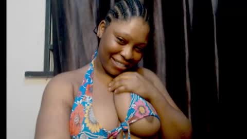 Snapshot of squirtyqueenxx chatting on 09/19/25, 11:16 gold online show from 09/19/25, 11:16