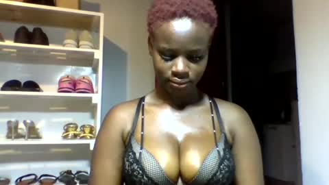 Snapshot of squiter_girlie chatting on 02/27/26, 05:46 Squiter online show from 02/27/26, 05:46
