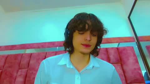 ethan online show from 09/22/25, 02:08