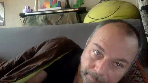 Snapshot of srekos38 chatting on 02/23/25, 08:28 srekos38 online show from 02/23/25, 08:28