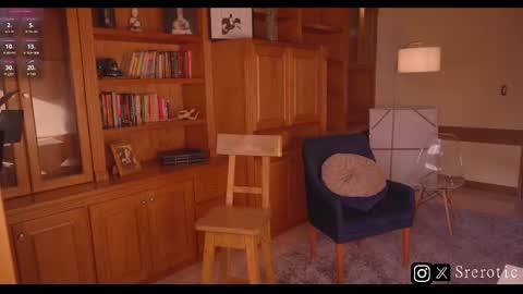 Snapshot of srerotic chatting on 11/22/25, 09:03 Matt online show from 11/22/25, 09:03