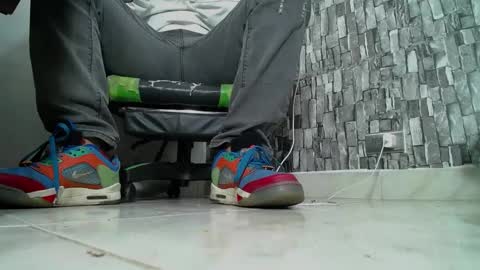 sr master cum its my old account online show from 01/19/25, 06:53