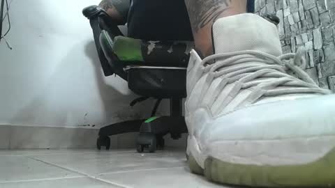 sr master cum its my old account online show from 10/17/25, 01:09