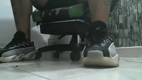 sr master cum its my old account online show from 11/19/25, 12:10