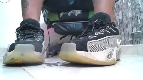 sr master cum its my old account online show from 04/28/26, 03:06